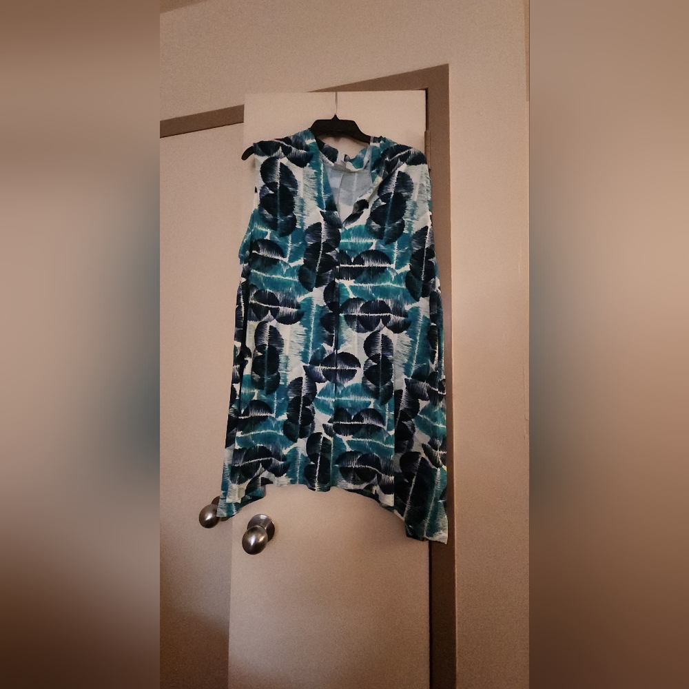 Women top